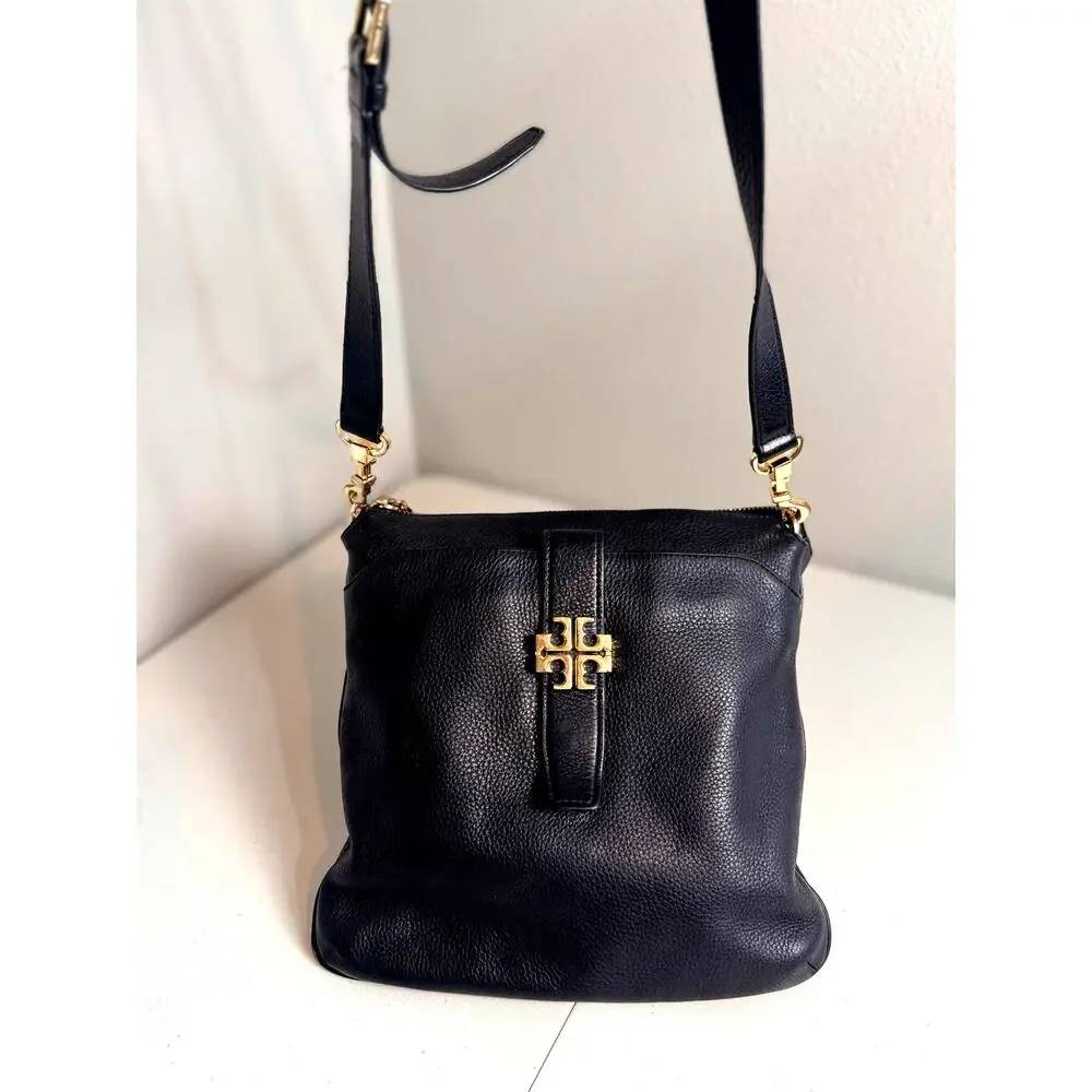 Tory Burch Meyer pebbled black leather crossbody bag gold tone hardware zip top